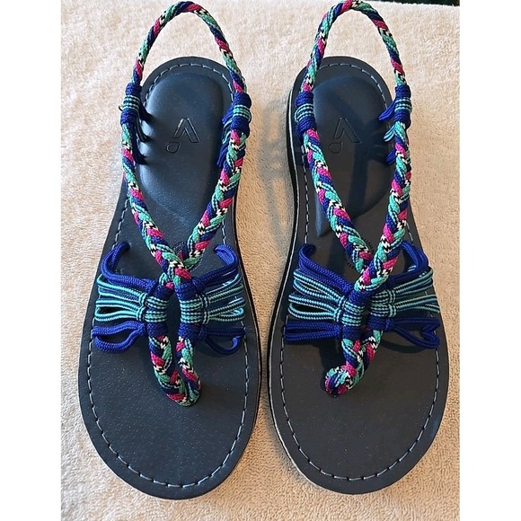 Vineyard Vines Shoes - Vines Islandwear Strappy Sandals Multi Colored Women's Size 9